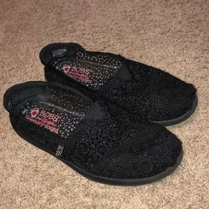 women's Black Sketchers Bobs floral flats / shoes